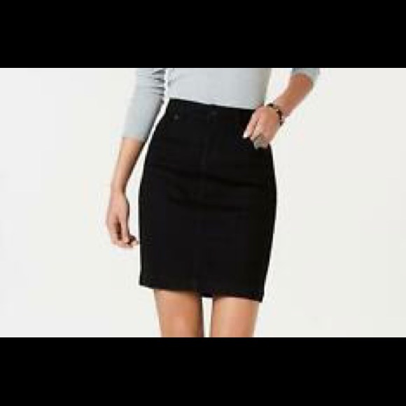 Style & Co Women's Basic Denim Curvy Skirt - Picture 1 of 9